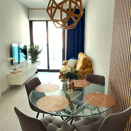 Casa Radio Murcia Апартаменти Торрев'єха